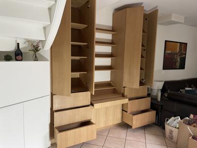 Beaucoup de rangements!