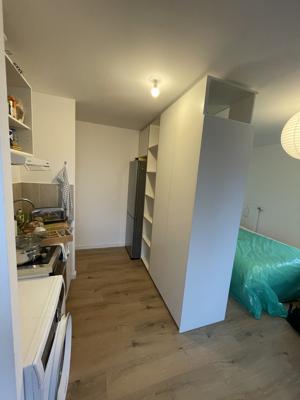 Séparation cuisine/chambre