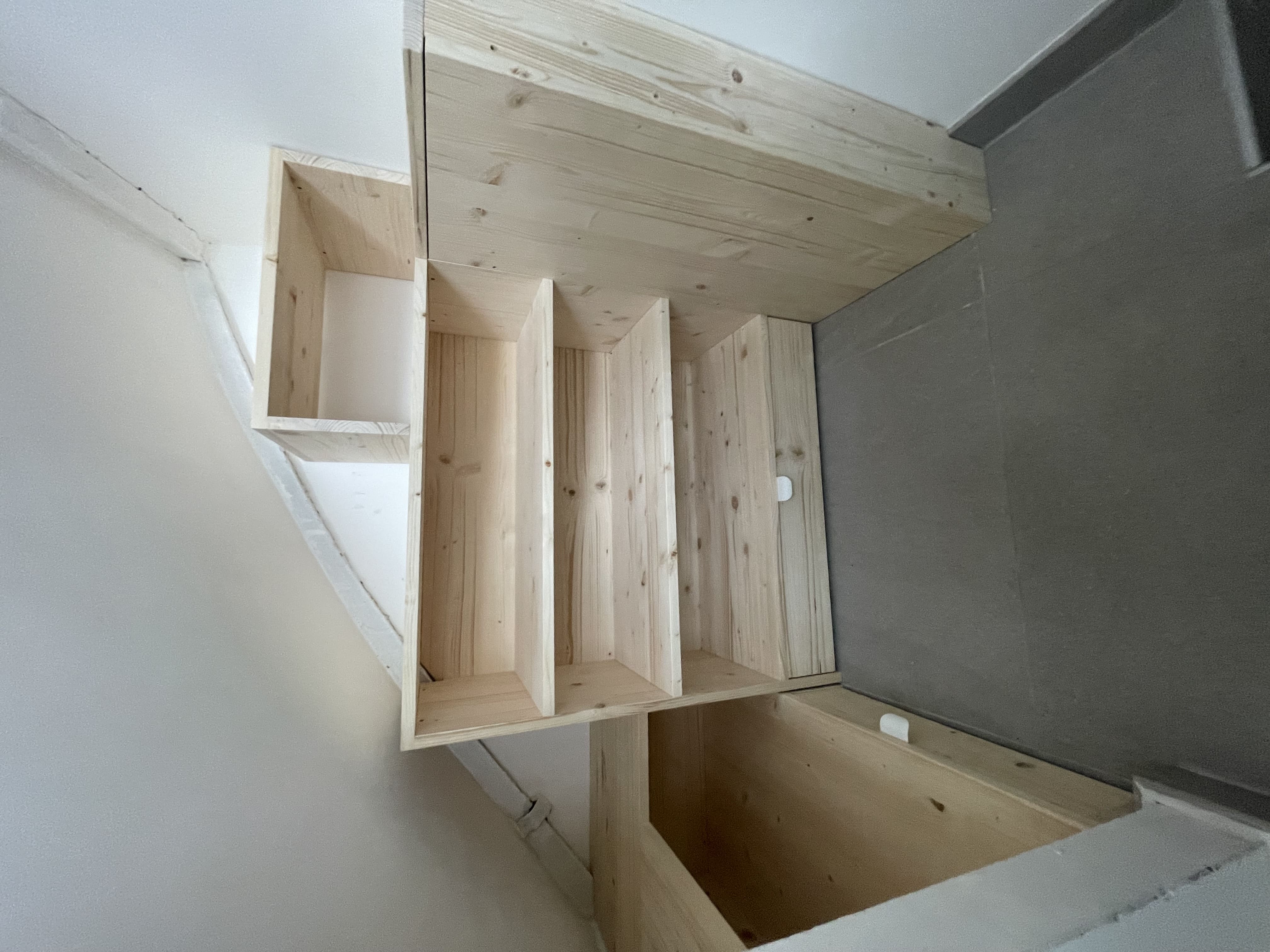 Sous escalier