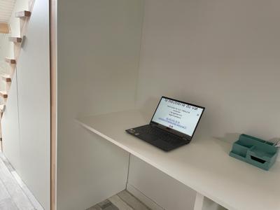 Bureau sous la mezzanine